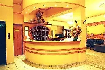 Отель Orfeas Калампака